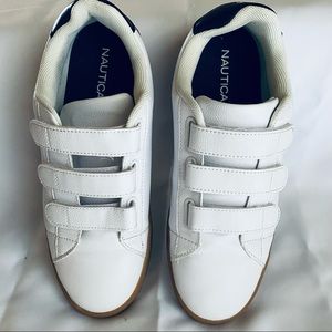 ⚡️FLASH SALE⚡️ Nautica Velcro white sneakers